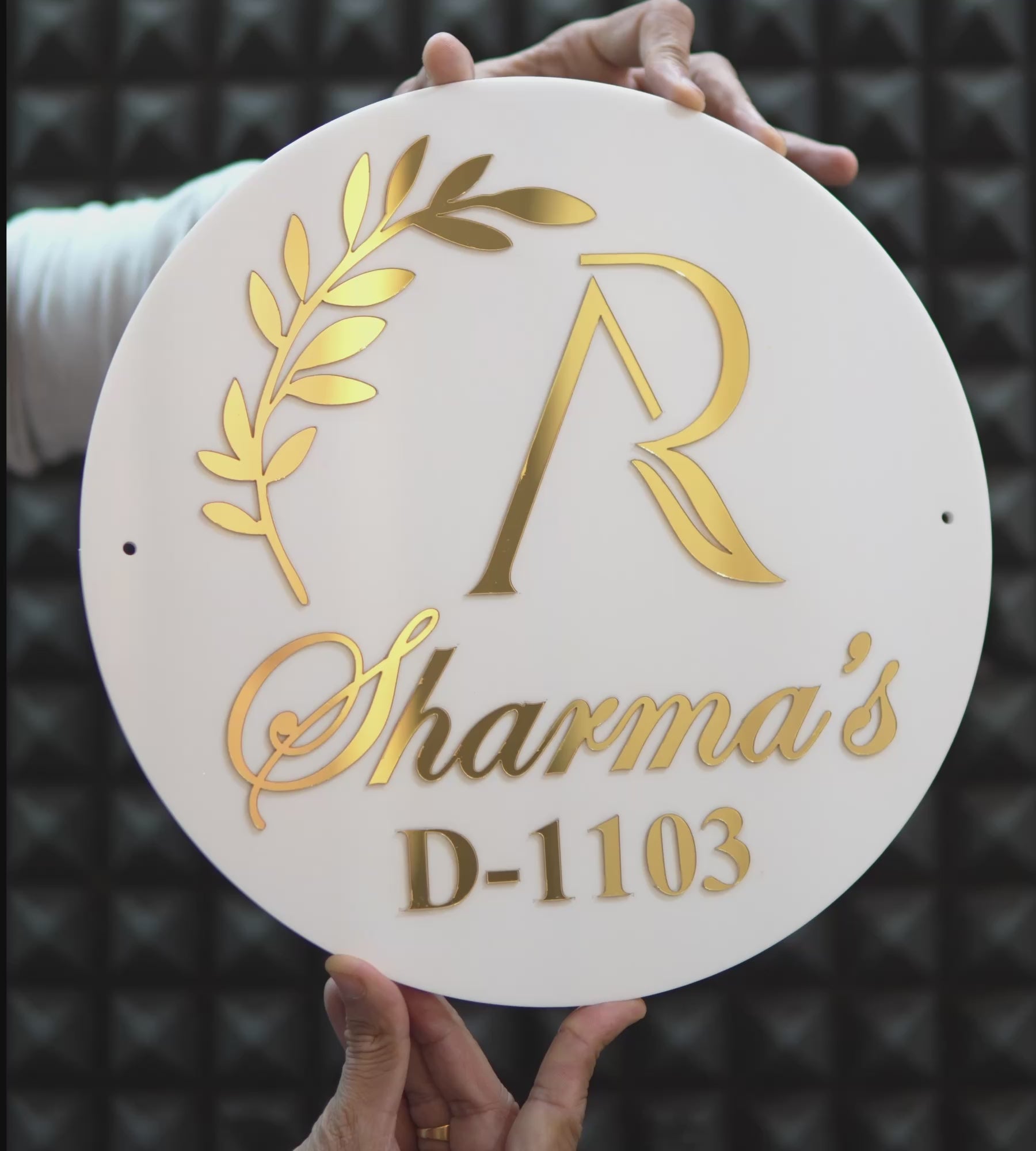 Personalized Round Acrylic Nameplate - White & Gold